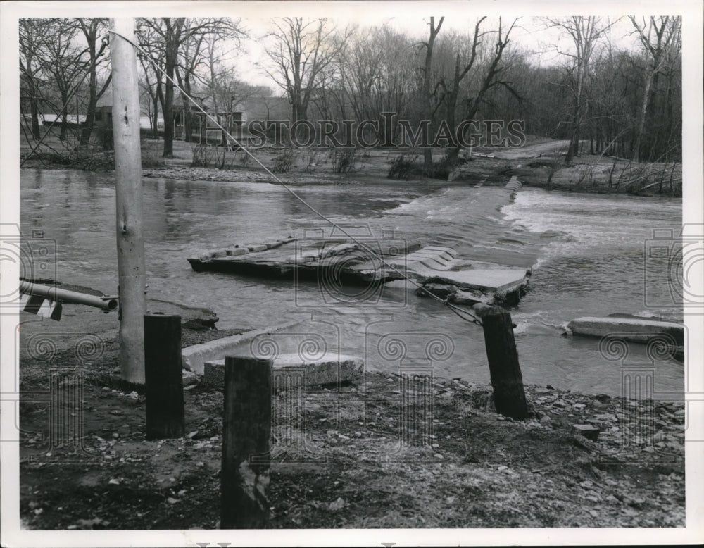 1959 Press Photo Demolished ford at foot of Riverside drive, Rocky River - Historic Images