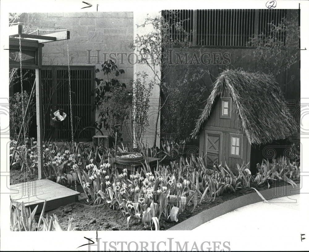 1984 Press Photo  Tulip Nursery at Spring Floral Show - Historic Images