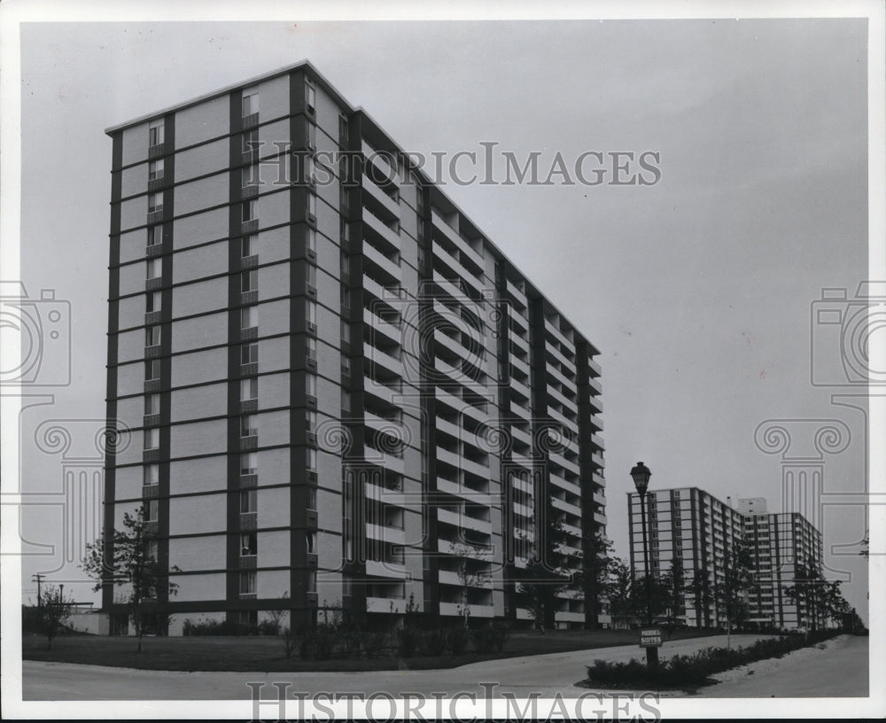 1970 Press Photo Gate Mills Towers - cva73553 - Historic Images