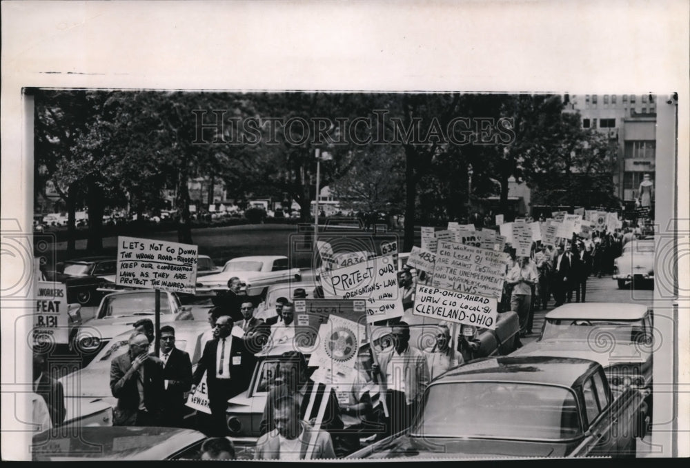 1963, Thousands of Labor Demonstrators on the march at Ohio. - Historic Images