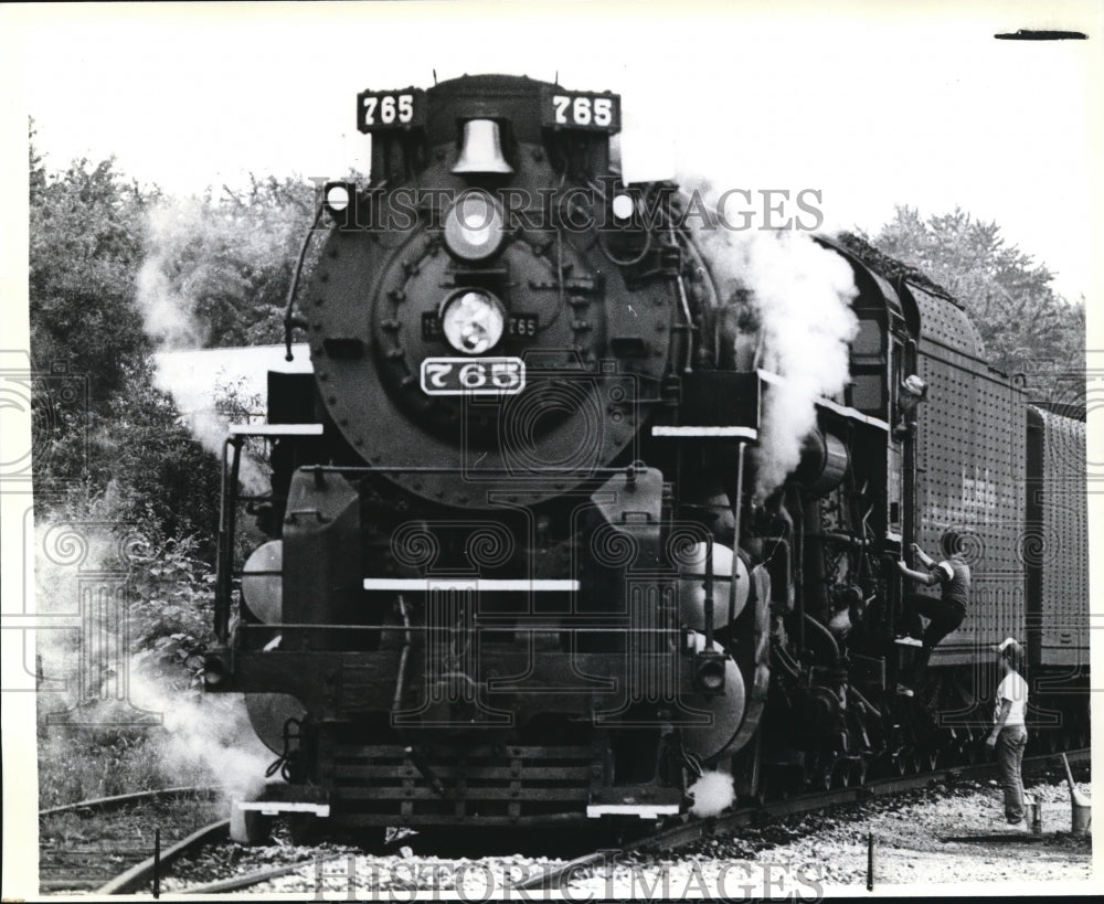 1988 Press Photo Steam locomotive, old train - Historic Images