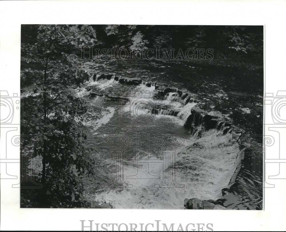 1987 Press Photo The Chagrin River in Ohio - Historic Images