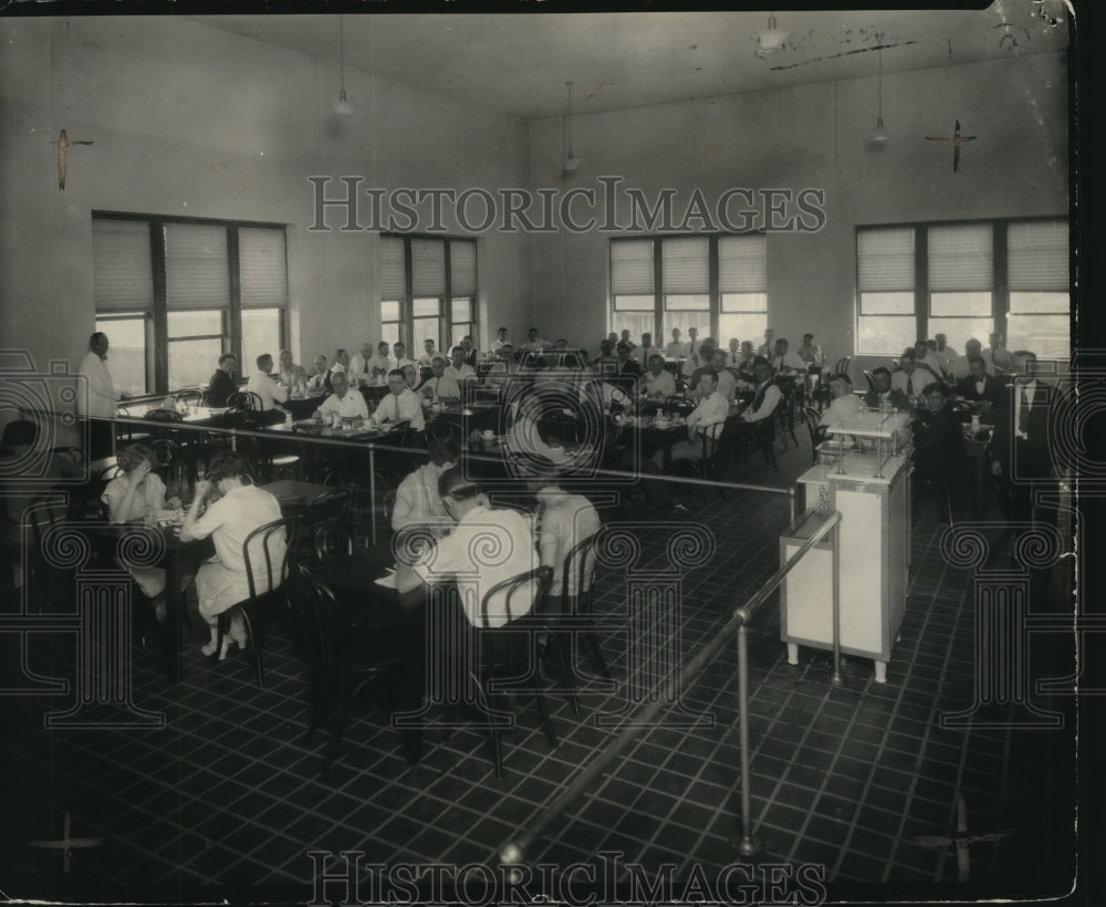 1926, Dining-room make the cafeteria one of the popular departments - Historic Images
