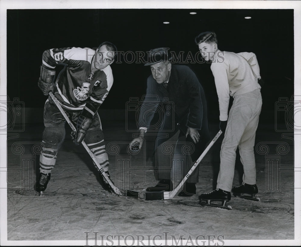 1965 Press Photo The Cleveland Plain Dealer Hockey Contest - cva74350- Historic Images