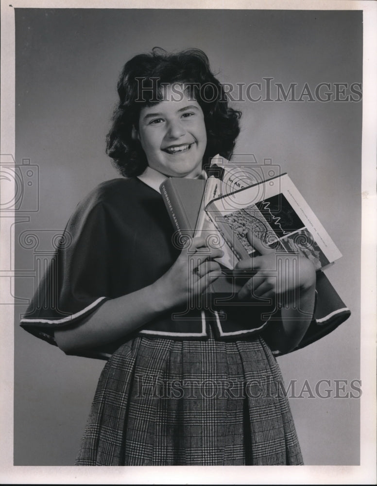 1964 Press Photo Yvonne Sussman, a sixth grade student at Laurel School - Historic Images