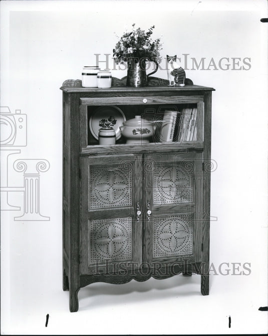 1988 Press Photo The pie safe - Historic Images
