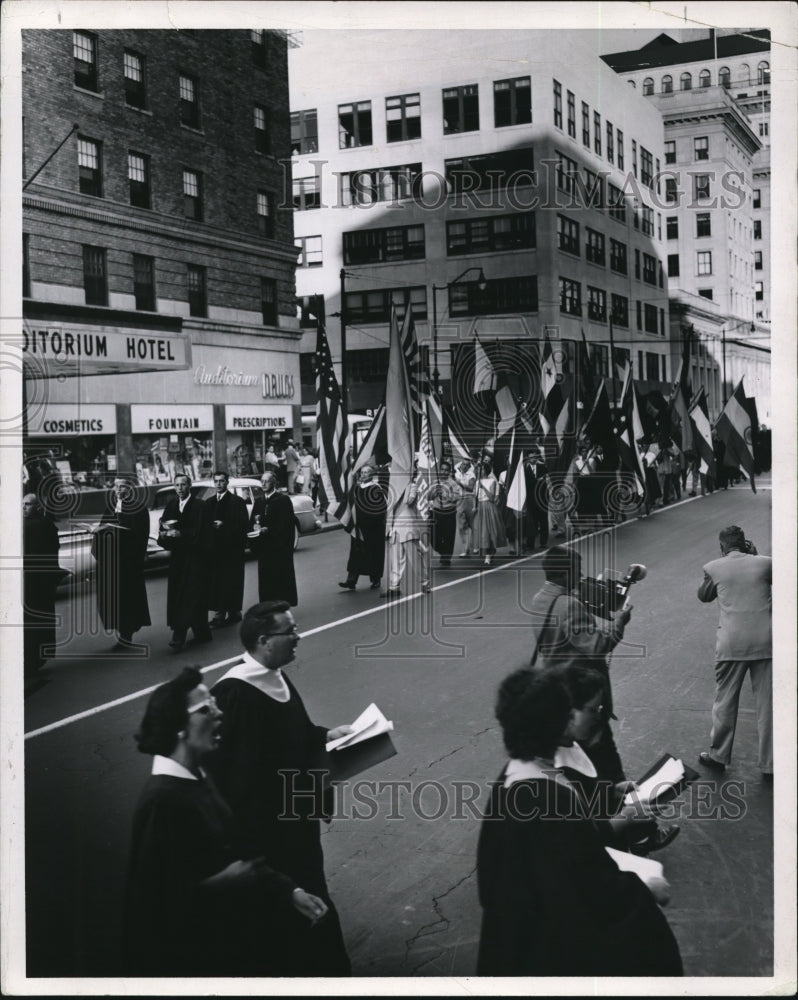 1987 Press Photo United Church of God UCG History, Procession, - Historic Images