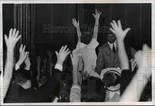 1967 Press Photo Arlene Dahl and Bill Harewood - cva76020-Historic Images