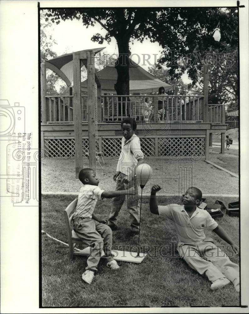 1988 Press Photo Erik Whetstone, Patrick Hadleya &amp; Andre Whesstone playing - Historic Images