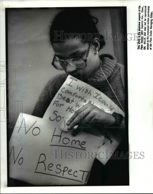 1988 Press Photo Michelle Staley living w/ cerebral palsy protest against CMHA - Historic Images