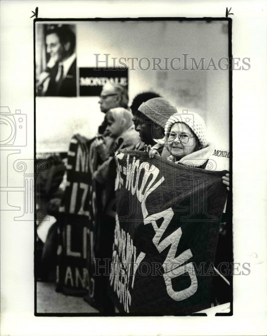 1984 Press Photo Sophia Fugo of the Woodland Senior Citizen Coalition - Historic Images