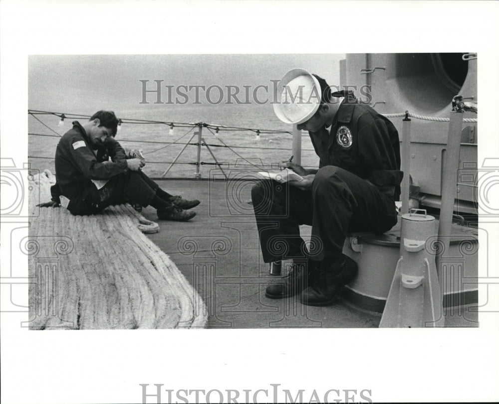 1984 Press Photo Seaman David Geier writes home about the cruise - Historic Images