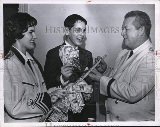 1965 Jon & Roy Sanolis with Don Gindlesperger in PD's Band Contest - Historic Images