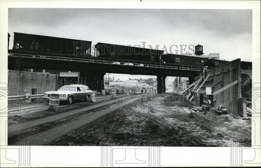 1979 Press Photo Looking West Chester E55 construction on New Conrail RR Bridge - Historic Images