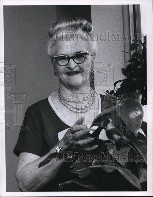 1966 Dorothy Raquet  - Historic Images