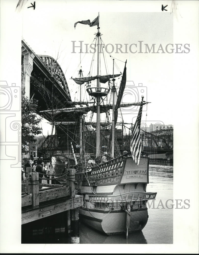 1984 Press Photo Red Lion, Replica of Dutch sailing ship docked at Heritage Park - Historic Images