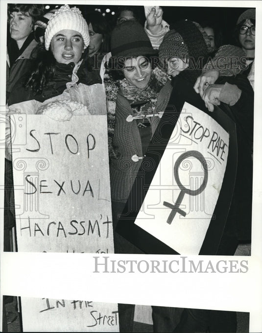 1981 Press Photo Zoe Sherinian, Judith Friedman & Paula Rust of Oberlin College - Historic Images