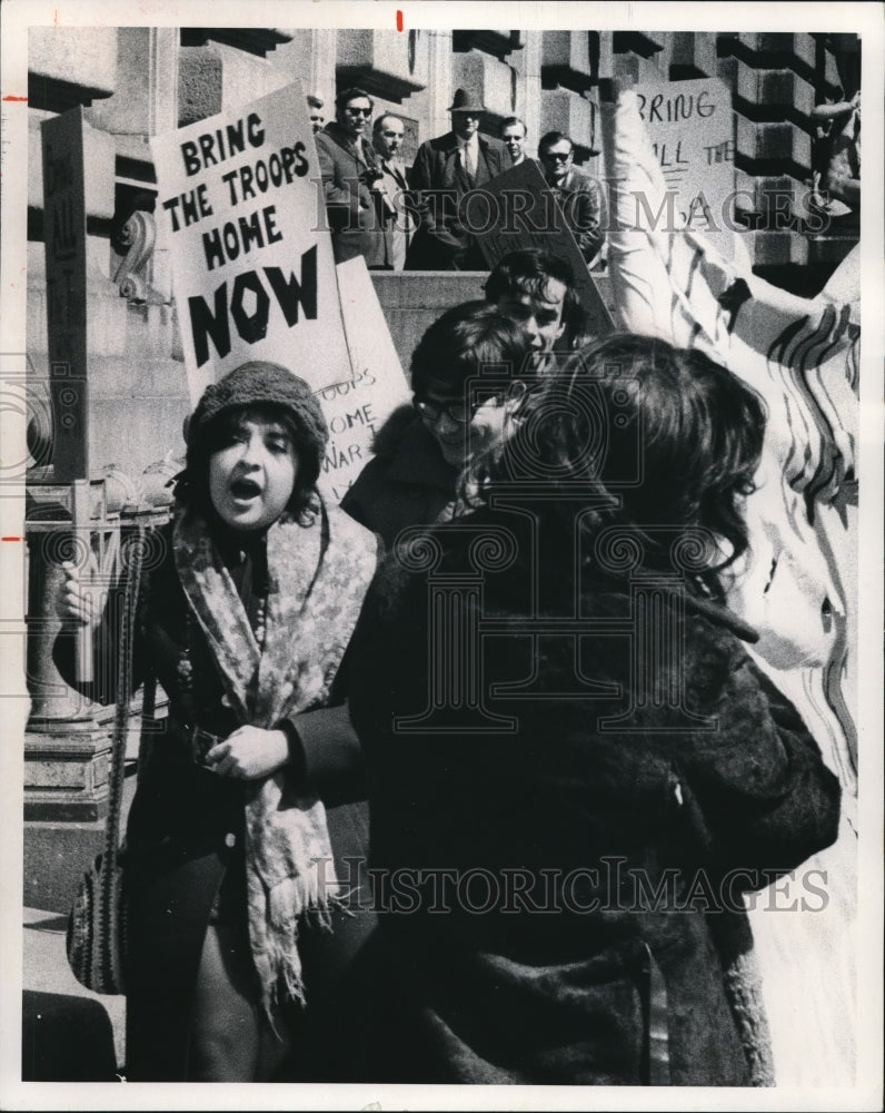 1972 Anti - Historic Images