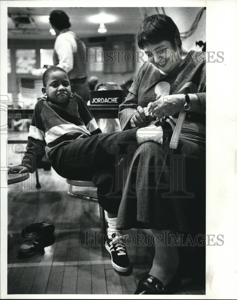 1989 Press Photo Donta Dixon, 5, a Kindergartener at Paul Lawrence Dunbar Ele - Historic Images