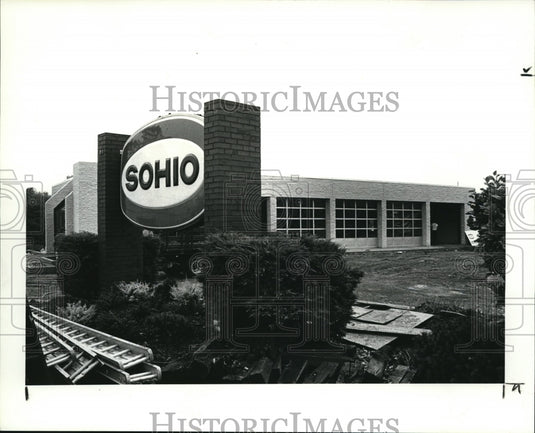 1986 Press Photo New Sohio Pro Care Center at Wooster and Hilliard Blvd. - Historic Images