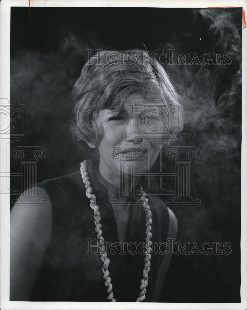 1971 Press Photo Ruth Zandar newly Rehabilitated - cva77808 - Historic Images