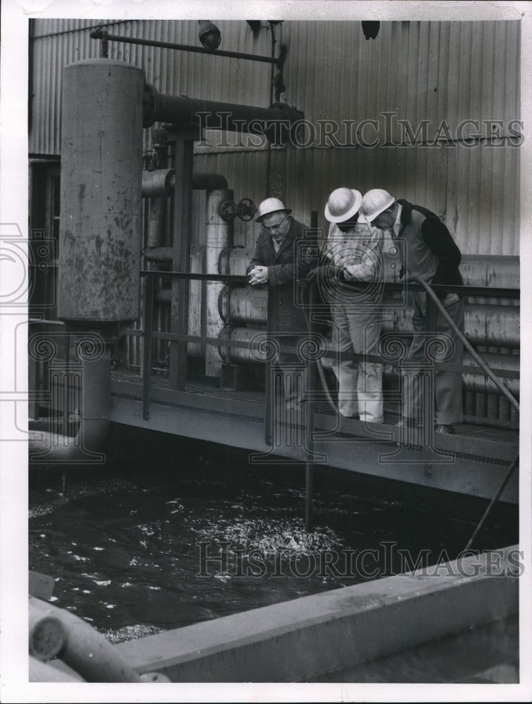 1960 Press Photo The Refinery #1 Air Flew Filtration - cva77862 - Historic Images