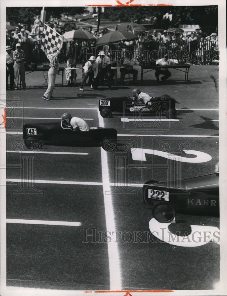 19536 Press Photo David Durham wins Class A Title from Jim Sullivan of East Clev - Historic Images