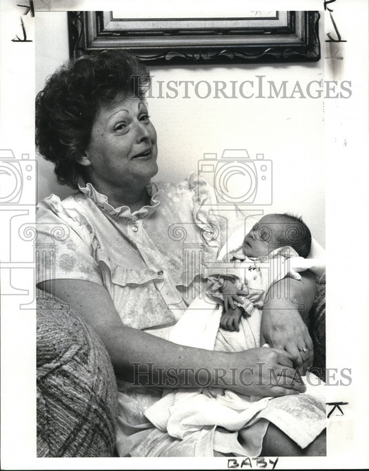 1986 Press Photo Barbara Kavins, and baby Amanda Renee - Historic Images