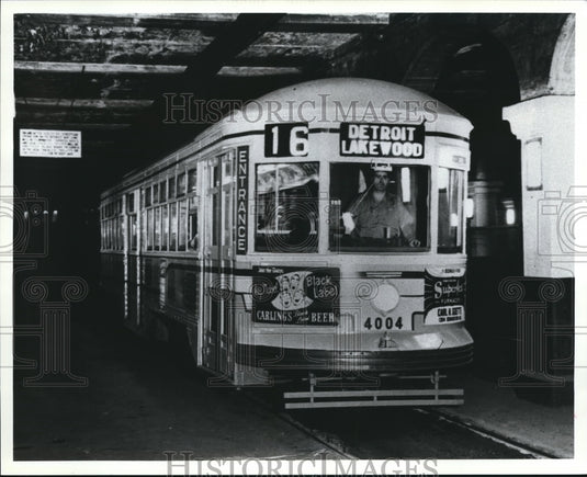 The Detroit Lakewood route street car  - Historic Images