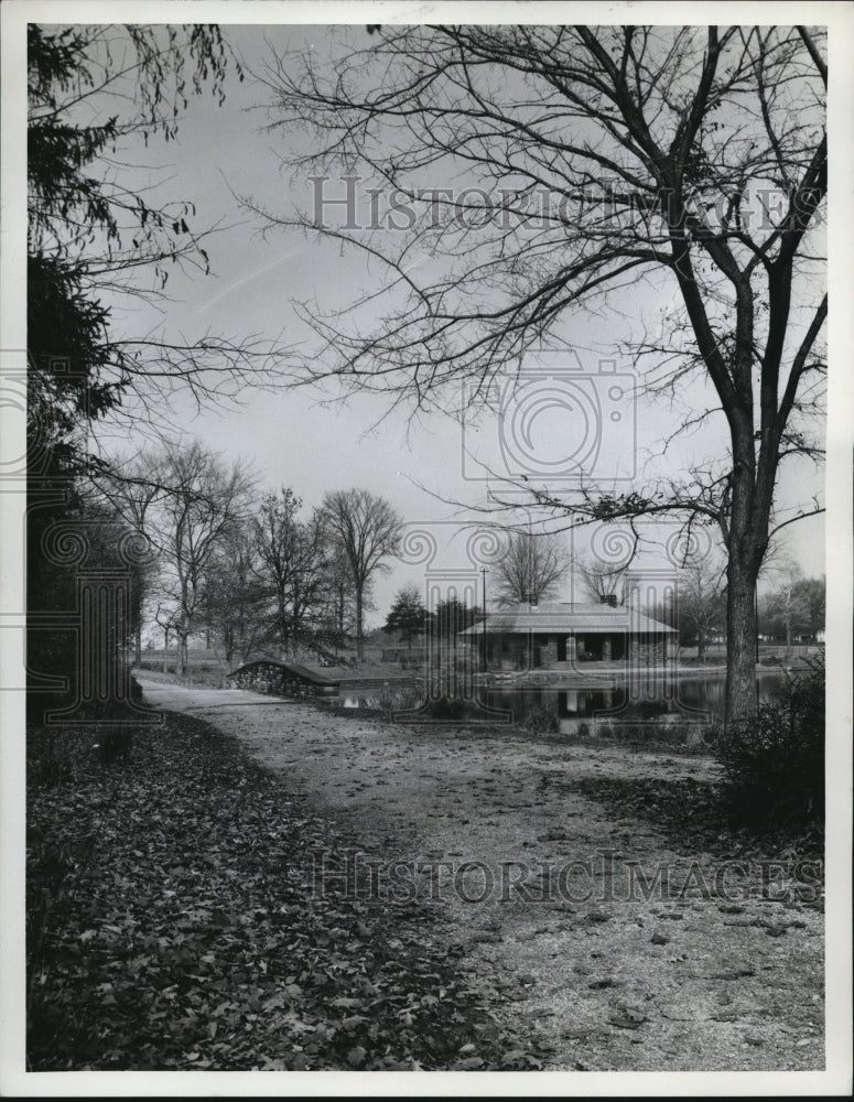 1964 Press Photo The Abandoned House at Forest Hills Part at East Cleveland - Historic Images