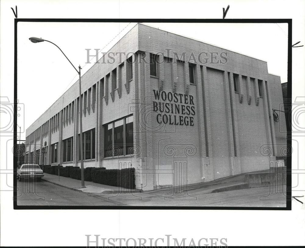 1988 Press Photo The wooster Business College - Historic Images