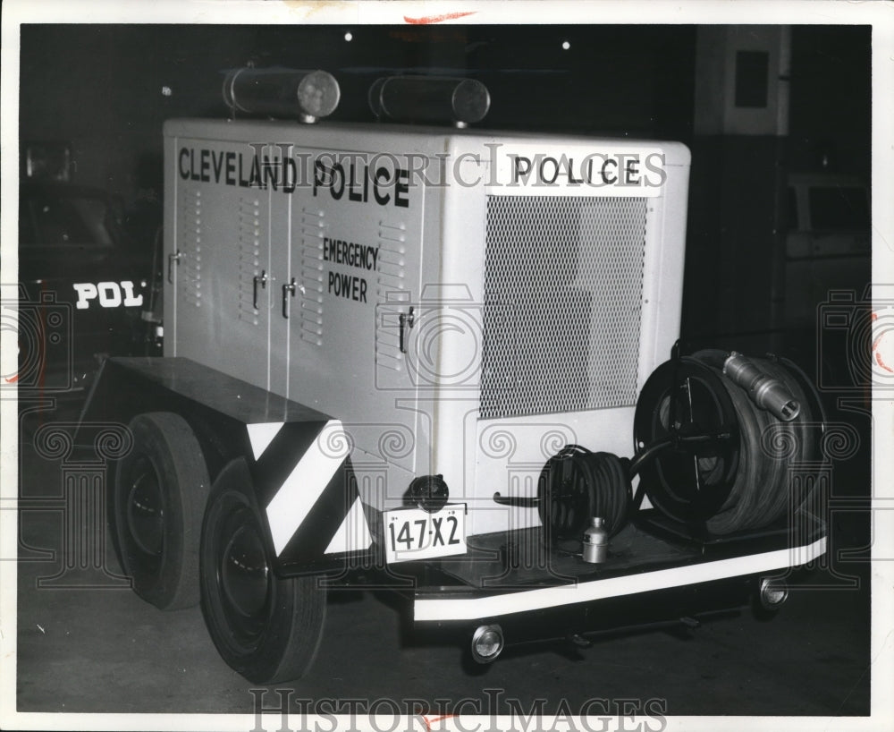 1960 Electric Generator Mobile  - Historic Images
