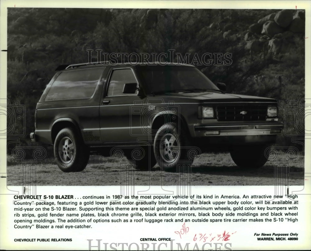 1988 Press Photo The Chevrolet S-10 Blazer, most popular vehicle of its kind - Historic Images