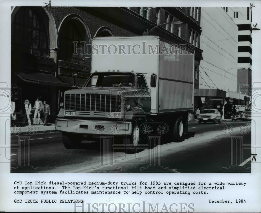 1986 Press Photo GMC Top Kick diesel-powered medium duty trucks for 1985 - Historic Images