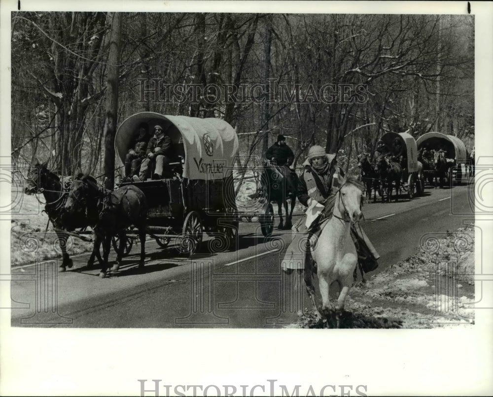 1982 Press Photo Wagon trains - Historic Images