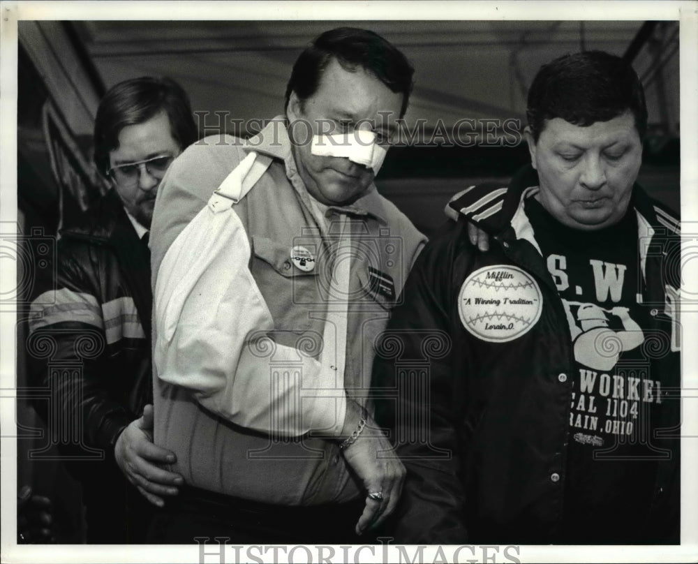 1986 Press Photo USW District Director Frank Valenta during strike at USX Plant - Historic Images