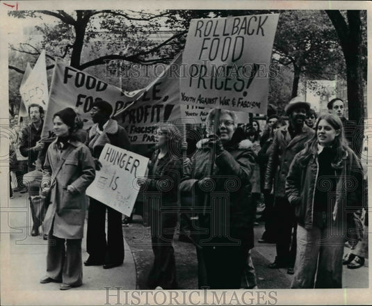 1974 Greater Clevelanders marched for Hunger Rally.  - Historic Images