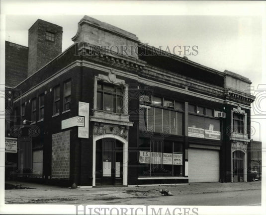 1984 Press Photo E.S. Boyd Trucking Company 5100 Prospect Avenue - Historic Images