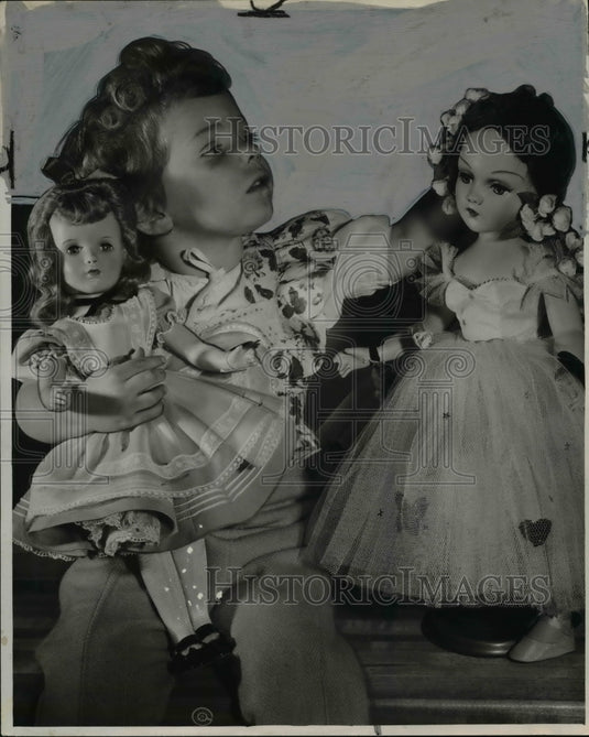 1947 Cheryl Aston, daughter of Mr. & Mrs. Dewey P. Aston  - Historic Images