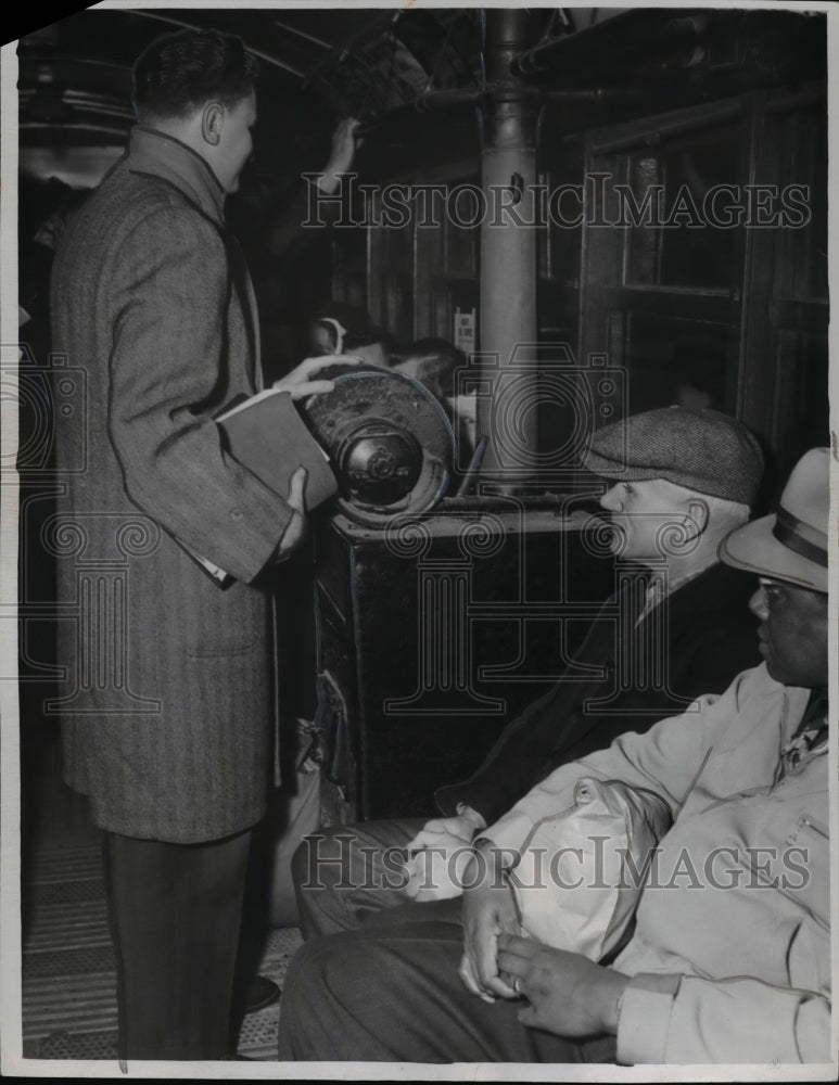 1949 Press Photo Interior off St Clair Car - cva80642 - Historic Images