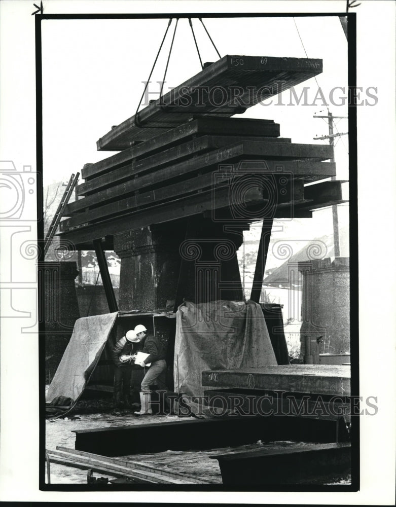 1986 Press Photo The Solar Testing Laboratory at Clark Avenue bridge - Historic Images