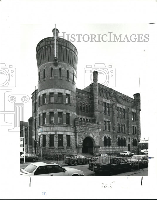 1990 Press Photo The Gray's Armory in Cleveland - cva81088 - Historic Images