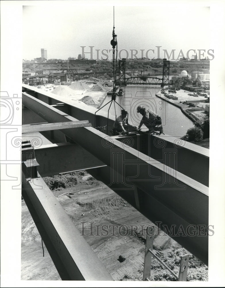 1984 Press Photo Innnerbelt Bridge Widening at West 14th street Ramp. - Historic Images