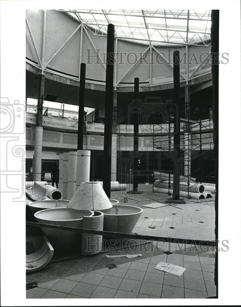 1987 Press Photo Before shots at Galleria Restaurants - Historic Images