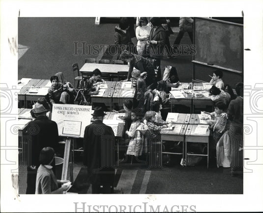 1984 Press Photo Richmond Mall Schools on Display, South Euclid & Lyndhurst - Historic Images
