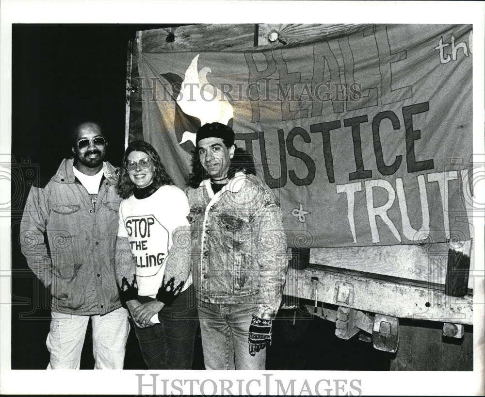 1988 Press Photo Ike Downs, Linda Mast &amp; Gary Edmond, going to Nicaragua - Historic Images