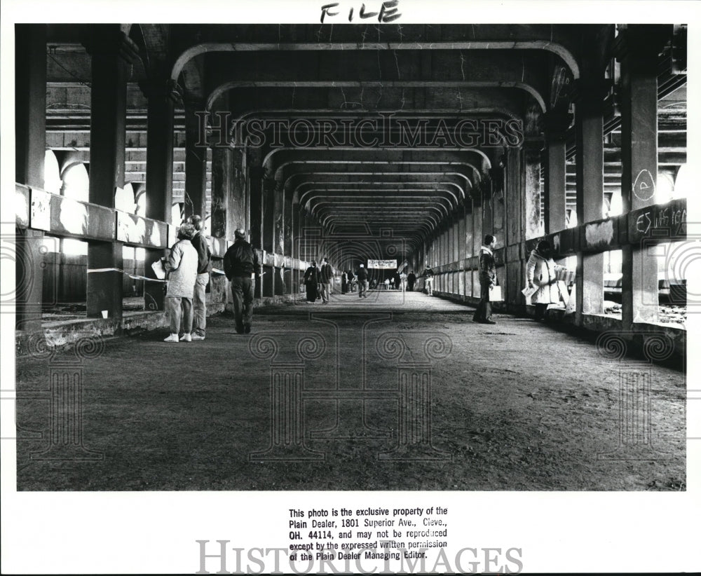 1988 Press Photo Thomas J Neff Cuyahoga County Engineer - Historic Images