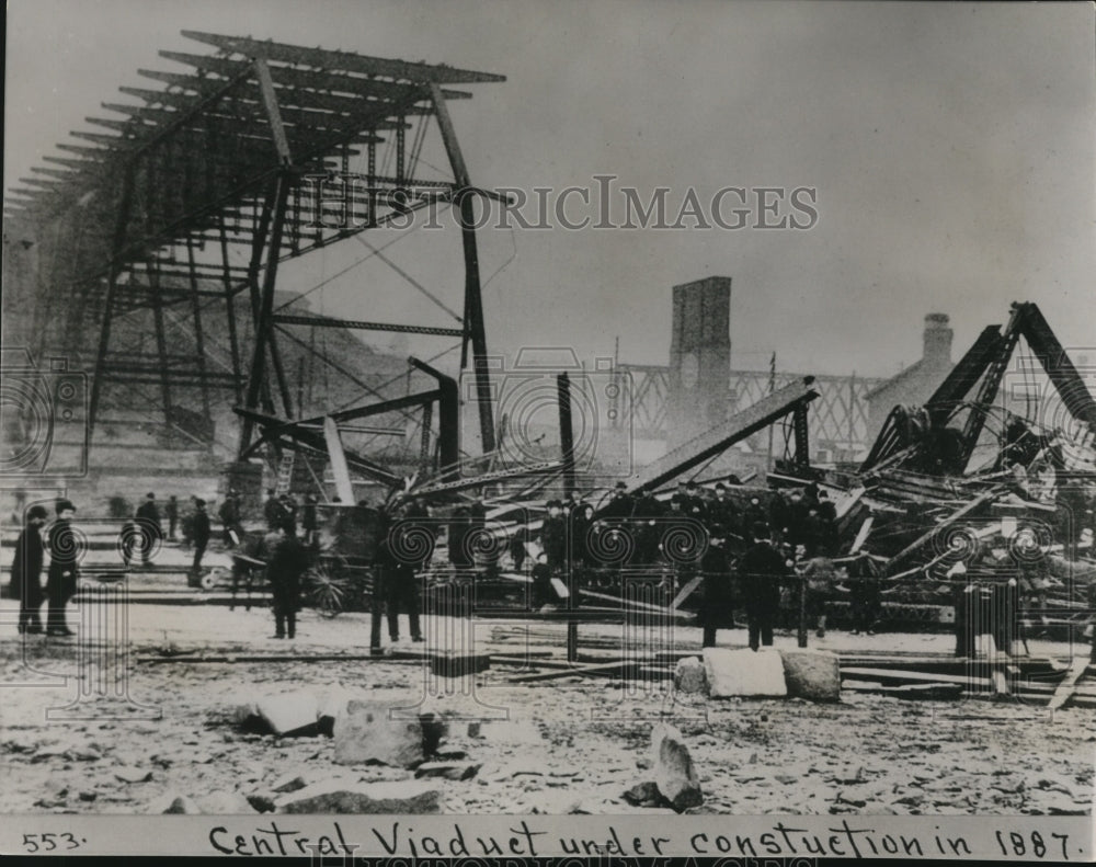 1963 Press Photo The construction of the Central Viaduct - cva82403 - Historic Images