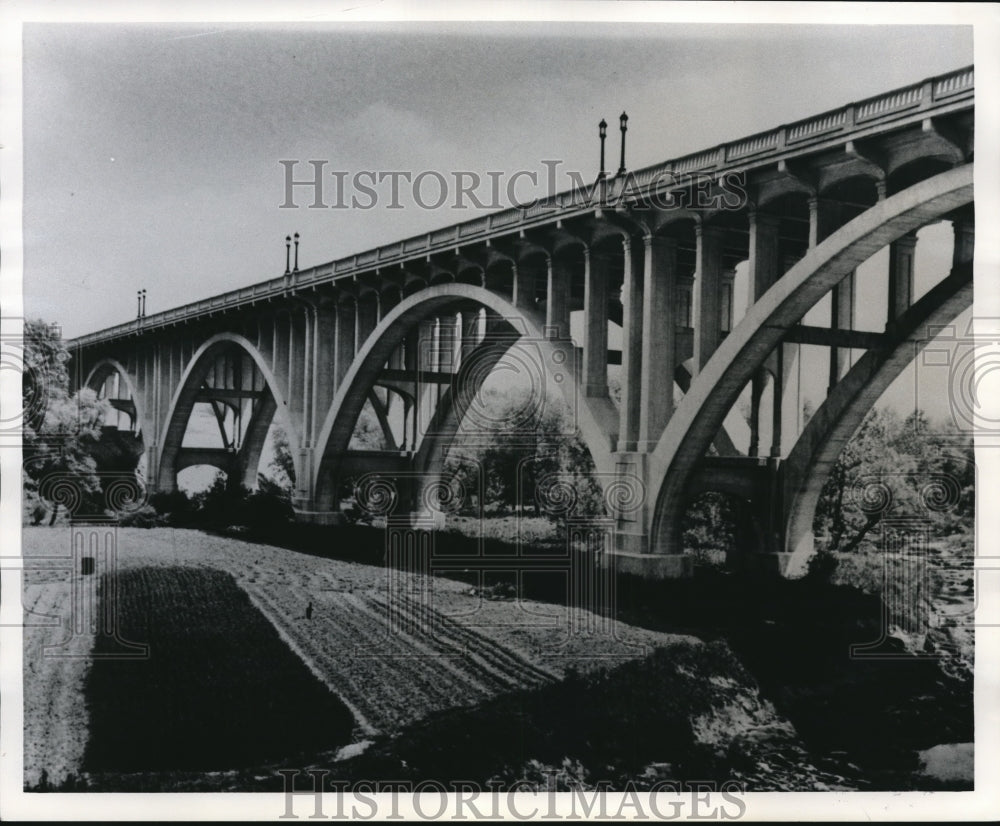 1986 Press Photo The Northfield Road Bridge in 1932 - Historic Images