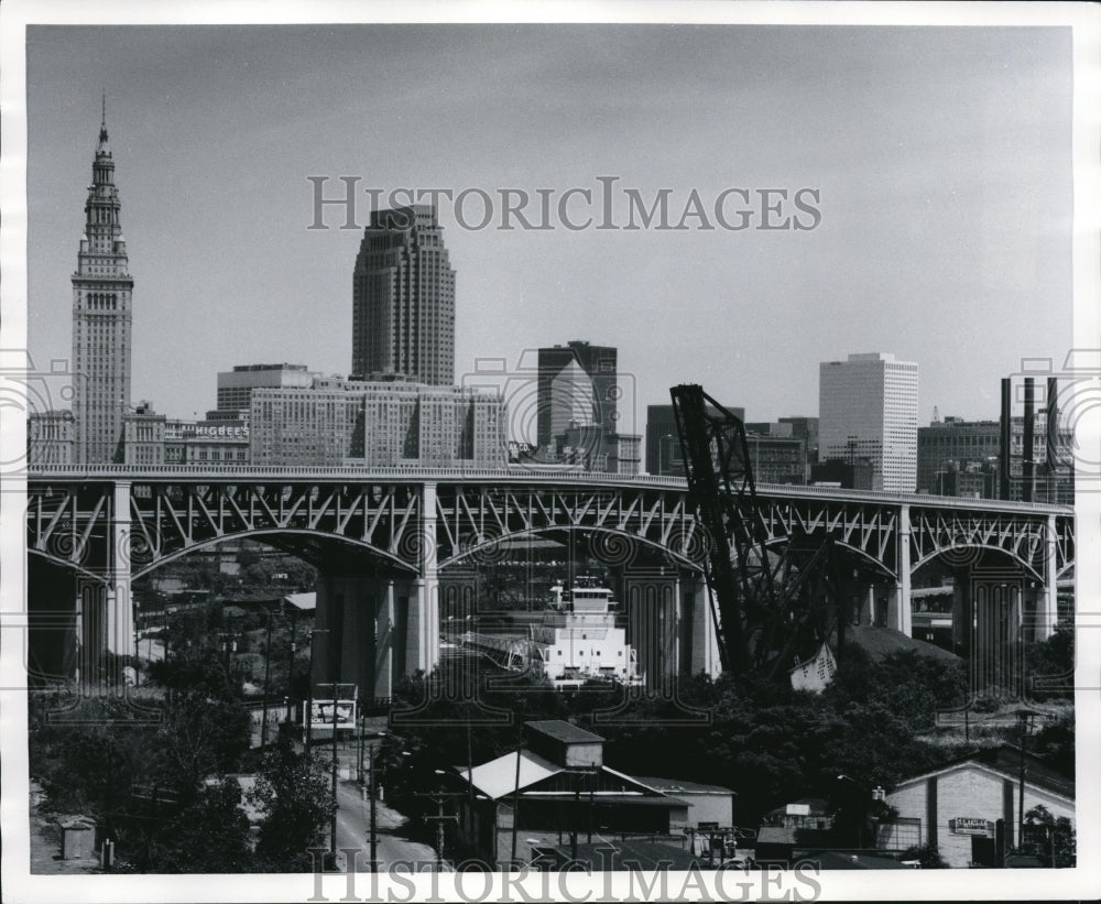 1987 Press Photo Lorain - Carnegie Bridge- Cuyahoga County Engineer: Thomas Neff - Historic Images